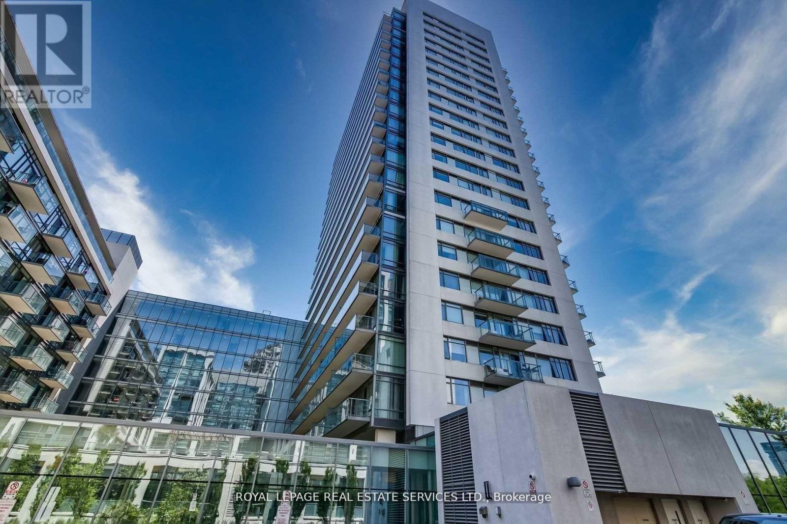 330 - 90 Stadium Road, Toronto, Ontario  M5V 3W5 - Photo 2 - C12160233
