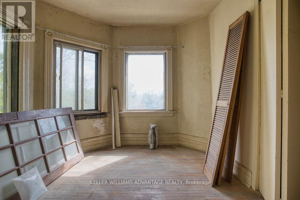 43 Dewson Street, Toronto, Ontario  M6H 1G6 - Photo 10 - C12160234