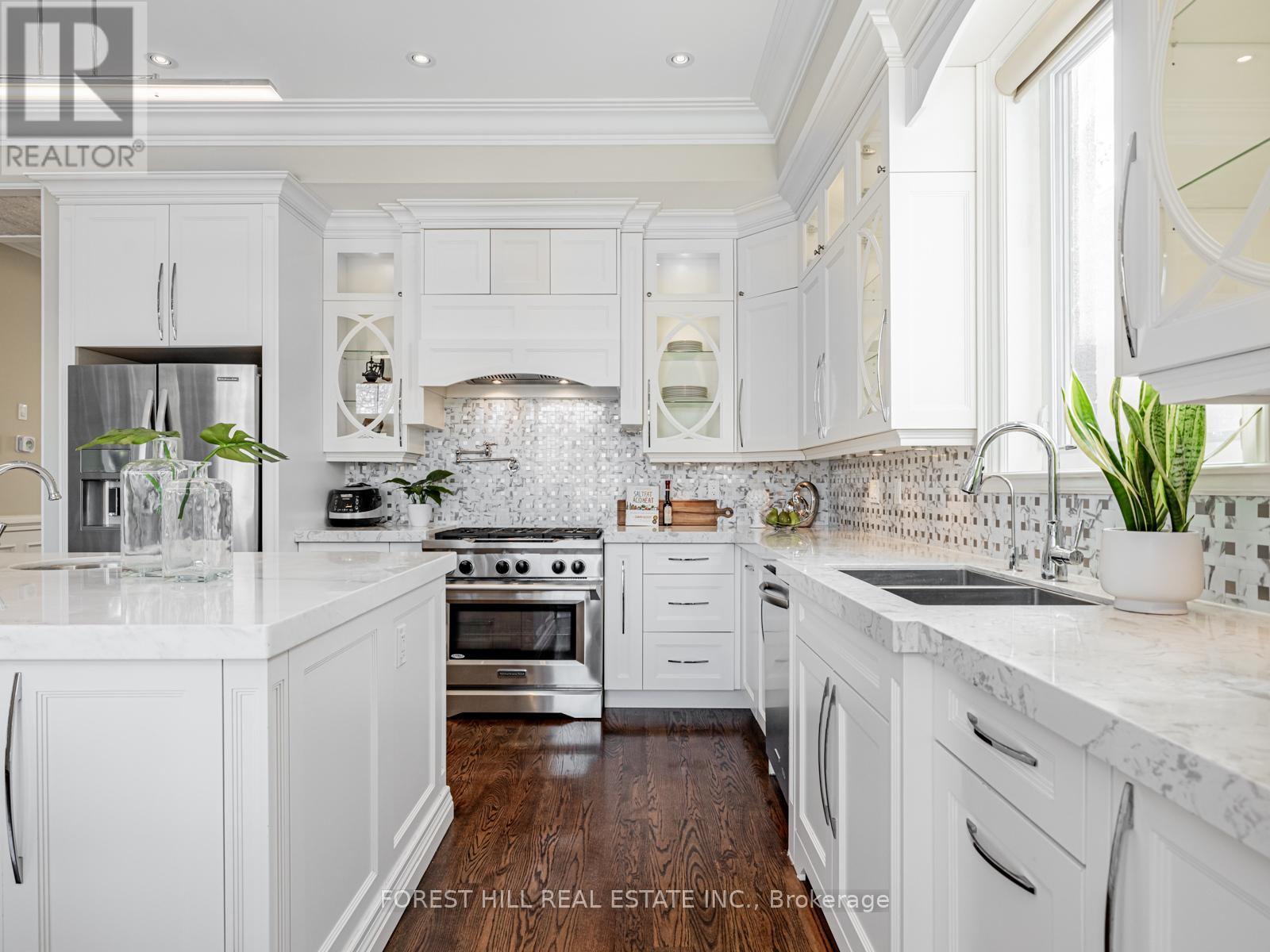 62 Athabaska Avenue, Toronto, Ontario  M2M 2T9 - Photo 20 - C12160237