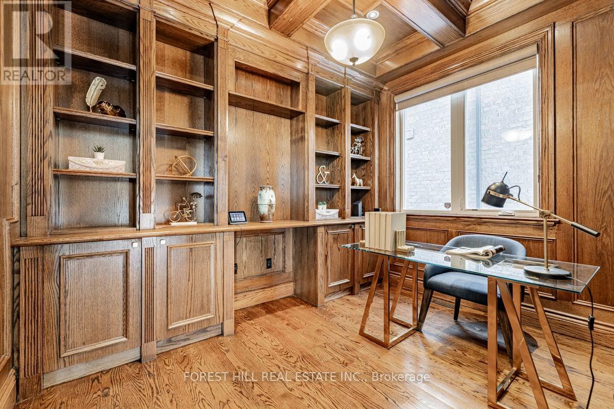 62 Athabaska Avenue, Toronto, Ontario  M2M 2T9 - Photo 5 - C12160237