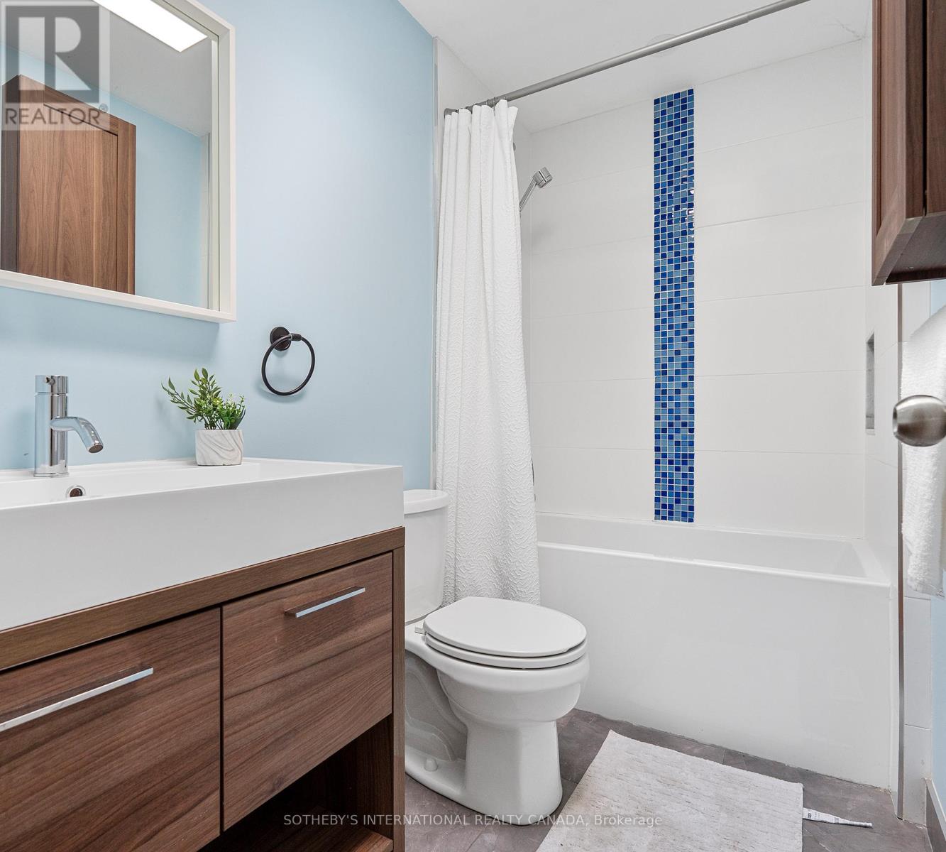 44 Fisher Street, Toronto, Ontario  M6K 1V8 - Photo 13 - C12160303