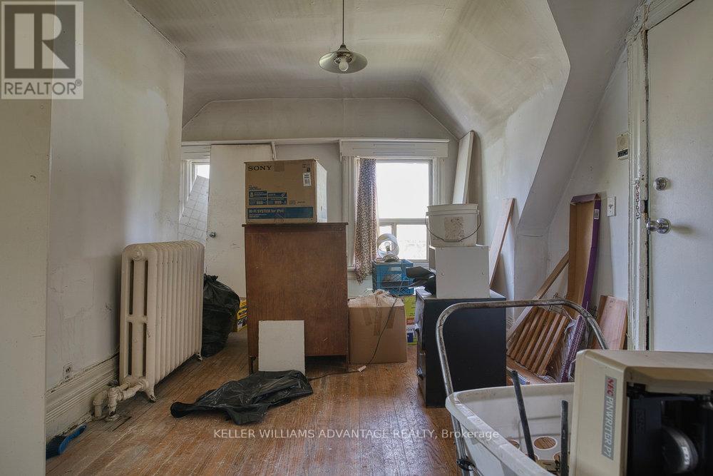43 Dewson Street, Toronto, Ontario  M6H 1G6 - Photo 17 - C12160363
