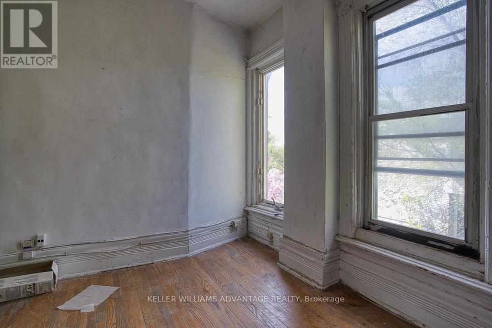 43 Dewson Street, Toronto, Ontario  M6H 1G6 - Photo 21 - C12160363