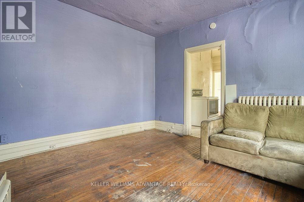 43 Dewson Street, Toronto, Ontario  M6H 1G6 - Photo 26 - C12160363