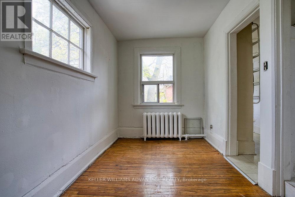 43 Dewson Street, Toronto, Ontario  M6H 1G6 - Photo 32 - C12160363