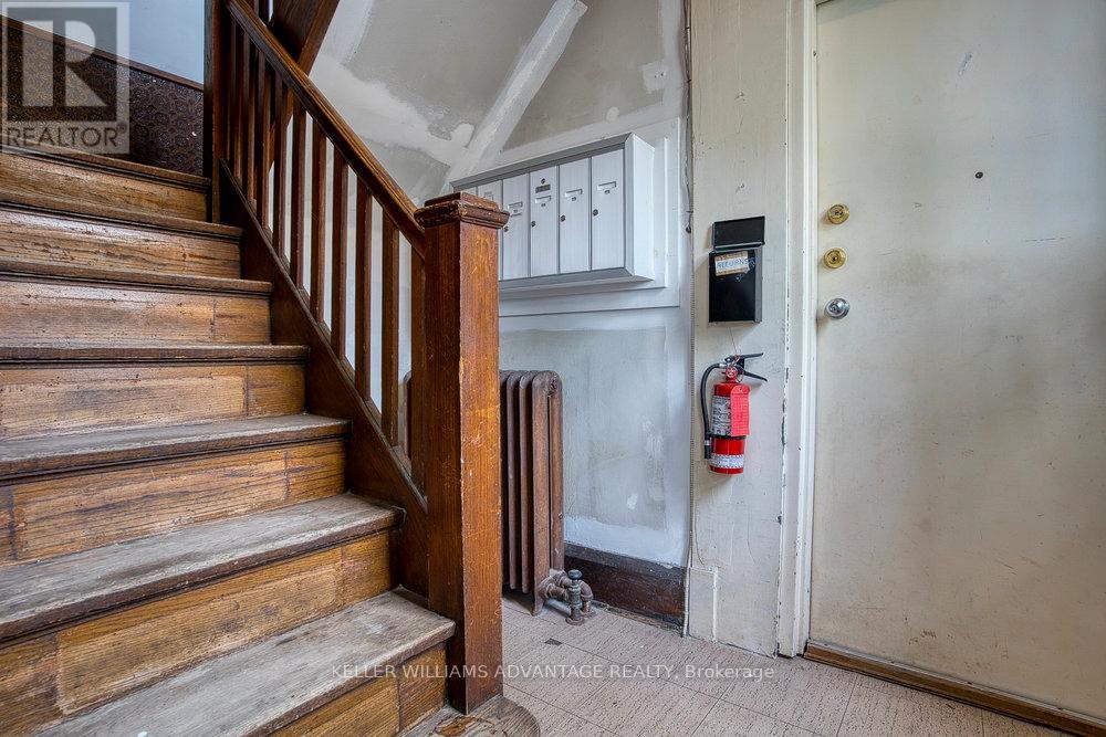 43 Dewson Street, Toronto, Ontario  M6H 1G6 - Photo 35 - C12160363