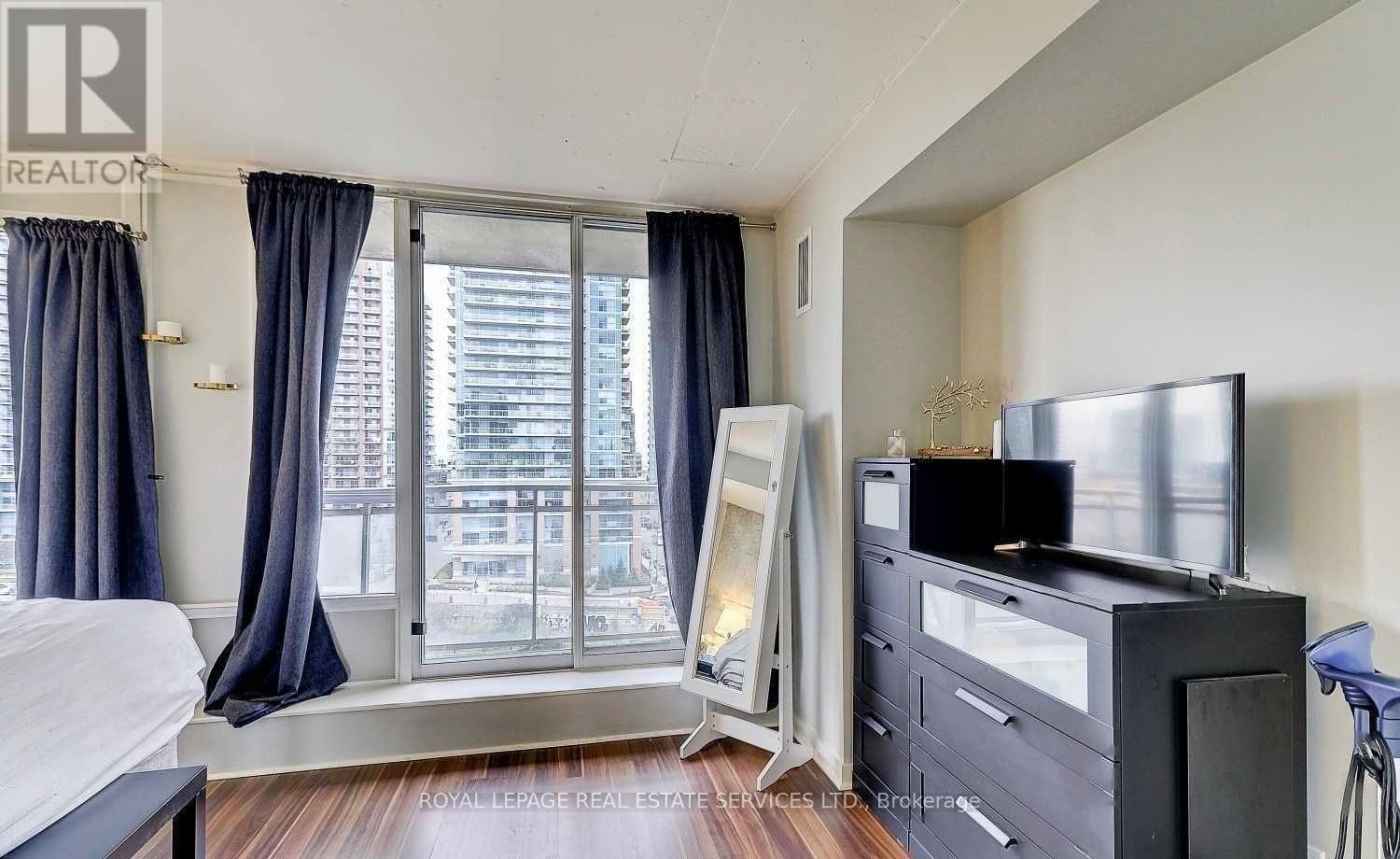 806 - 1029 King Street, Toronto, Ontario  M6K 3M9 - Photo 19 - C12160385