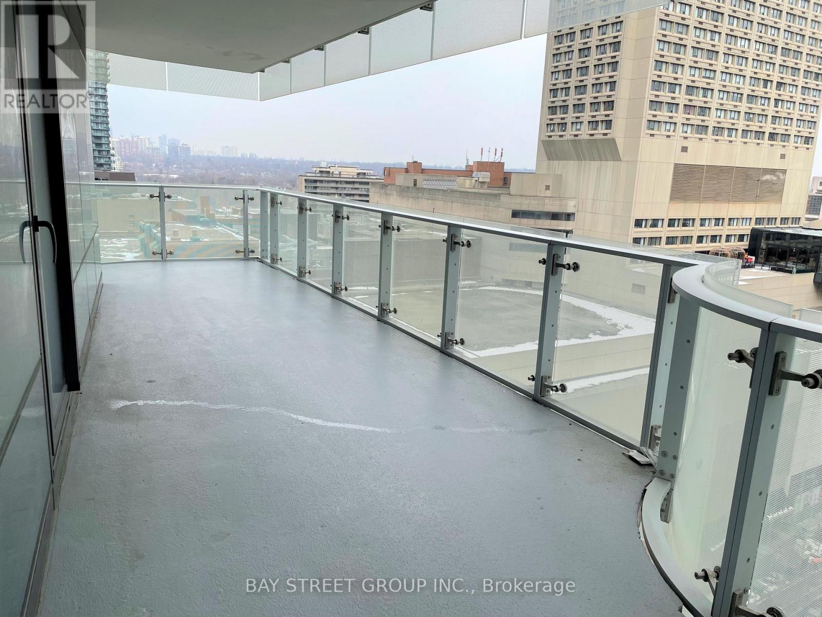1201 - 1 Bloor Street E, Toronto, Ontario  M4W 1A9 - Photo 17 - C12160397