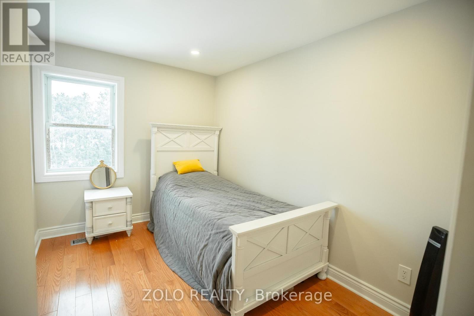 401 Hounslow Avenue, Toronto (Willowdale West), Ontario  M2R 1H7 - Photo 12 - C12160469