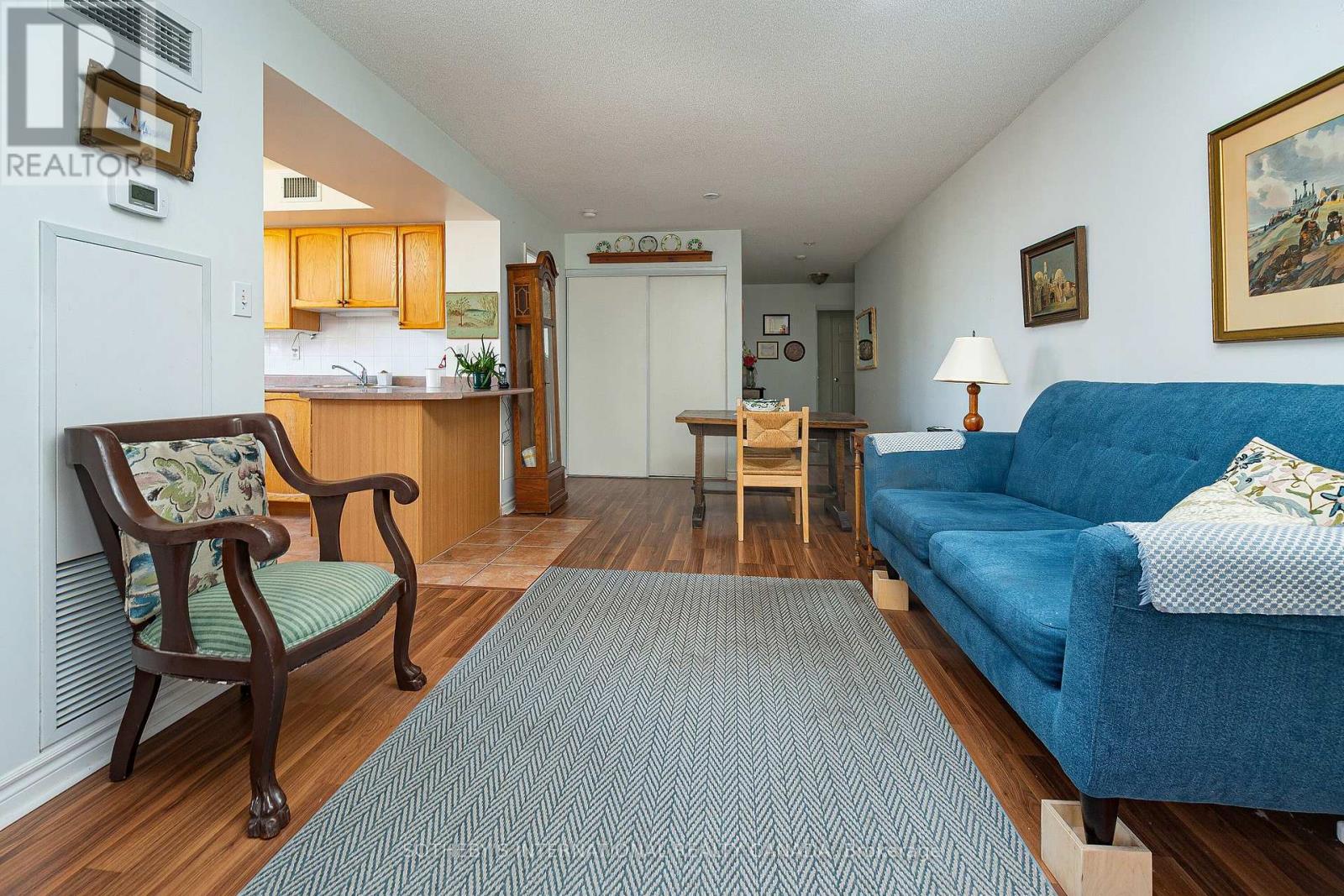 215 - 253 Merton Street, Toronto (Mount Pleasant West), Ontario  M4S 3H2 - Photo 3 - C12160498