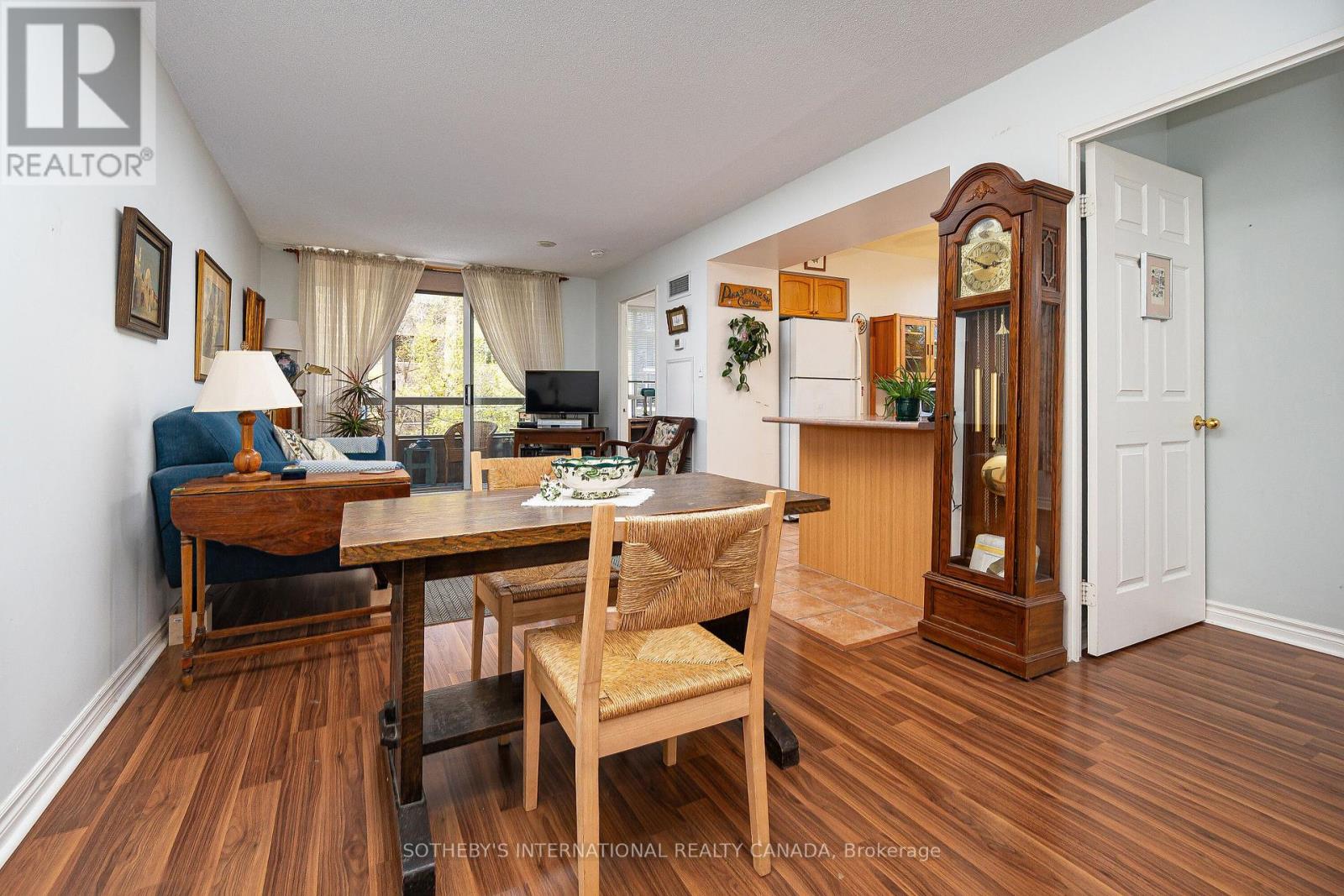 215 - 253 Merton Street, Toronto (Mount Pleasant West), Ontario  M4S 3H2 - Photo 8 - C12160498