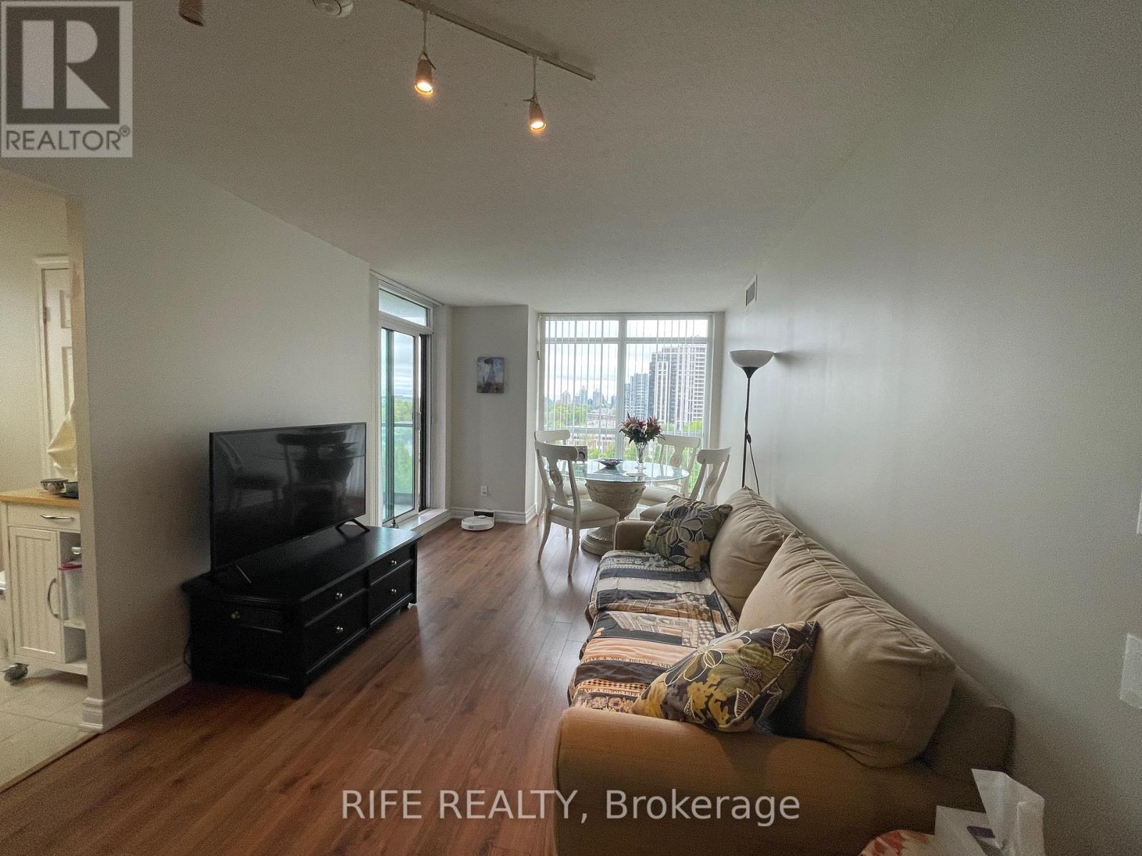 911 - 28 Harrison Garden Boulevard, Toronto, Ontario  M2N 7B5 - Photo 5 - C12160613