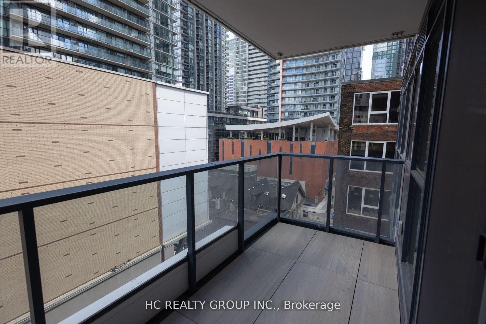 806 - 38 Widmer Street, Toronto, Ontario  M5V 0P7 - Photo 9 - C12160662