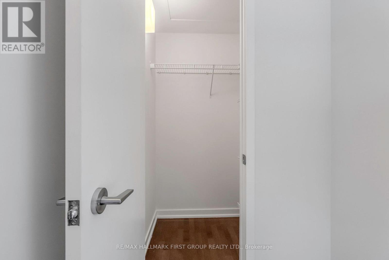 5306 - 12 York Street, Toronto (Waterfront Communities), Ontario  M5J 0A9 - Photo 16 - C12160774