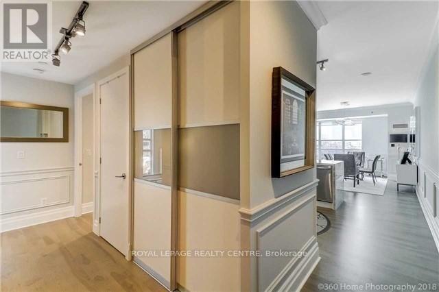 512 - 156 Portland Street, Toronto, Ontario  M5V 0G1 - Photo 18 - C12160777
