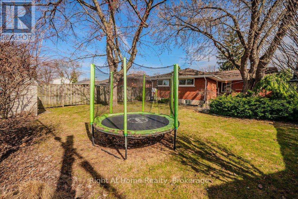 134 West 27th Street, Hamilton, Ontario  L9C 5A3 - Photo 46 - X12160608