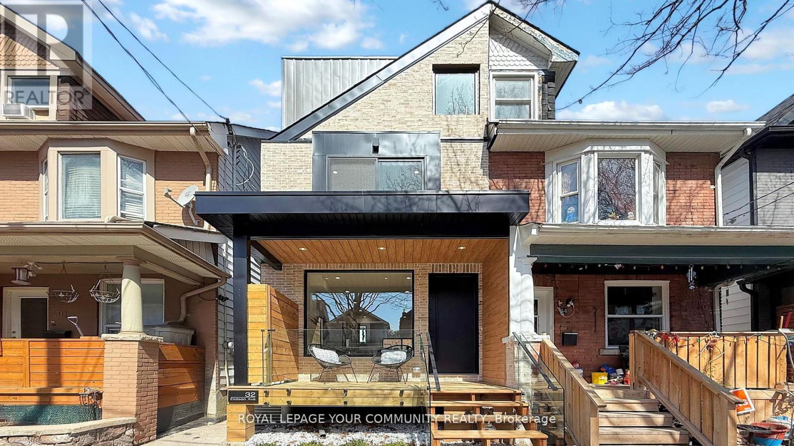 32 Endean Avenue, Toronto, Ontario  M4M 1W6 - Photo 1 - E12159968