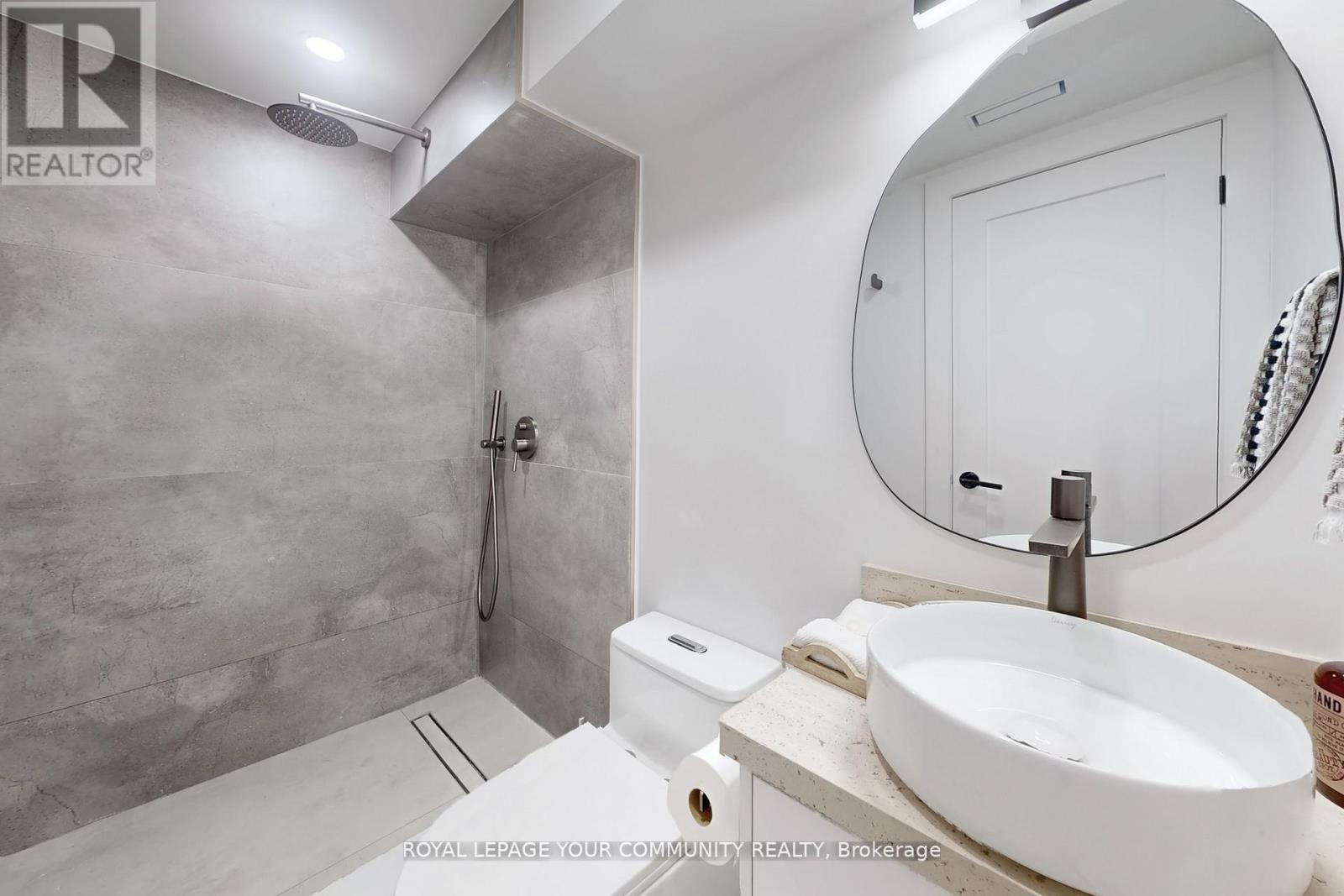 32 Endean Avenue, Toronto, Ontario  M4M 1W6 - Photo 40 - E12159968