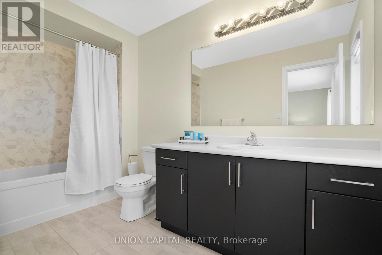 1150 Drawstring Lane, Pickering, Ontario  L1X 0G7 - Photo 28 - E12160012