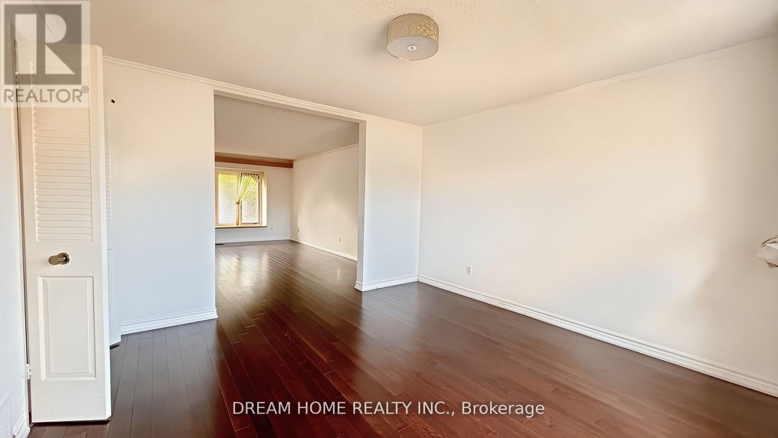 21 Chiefswood Square, Toronto, Ontario  M1W 3A9 - Photo 8 - E12160209