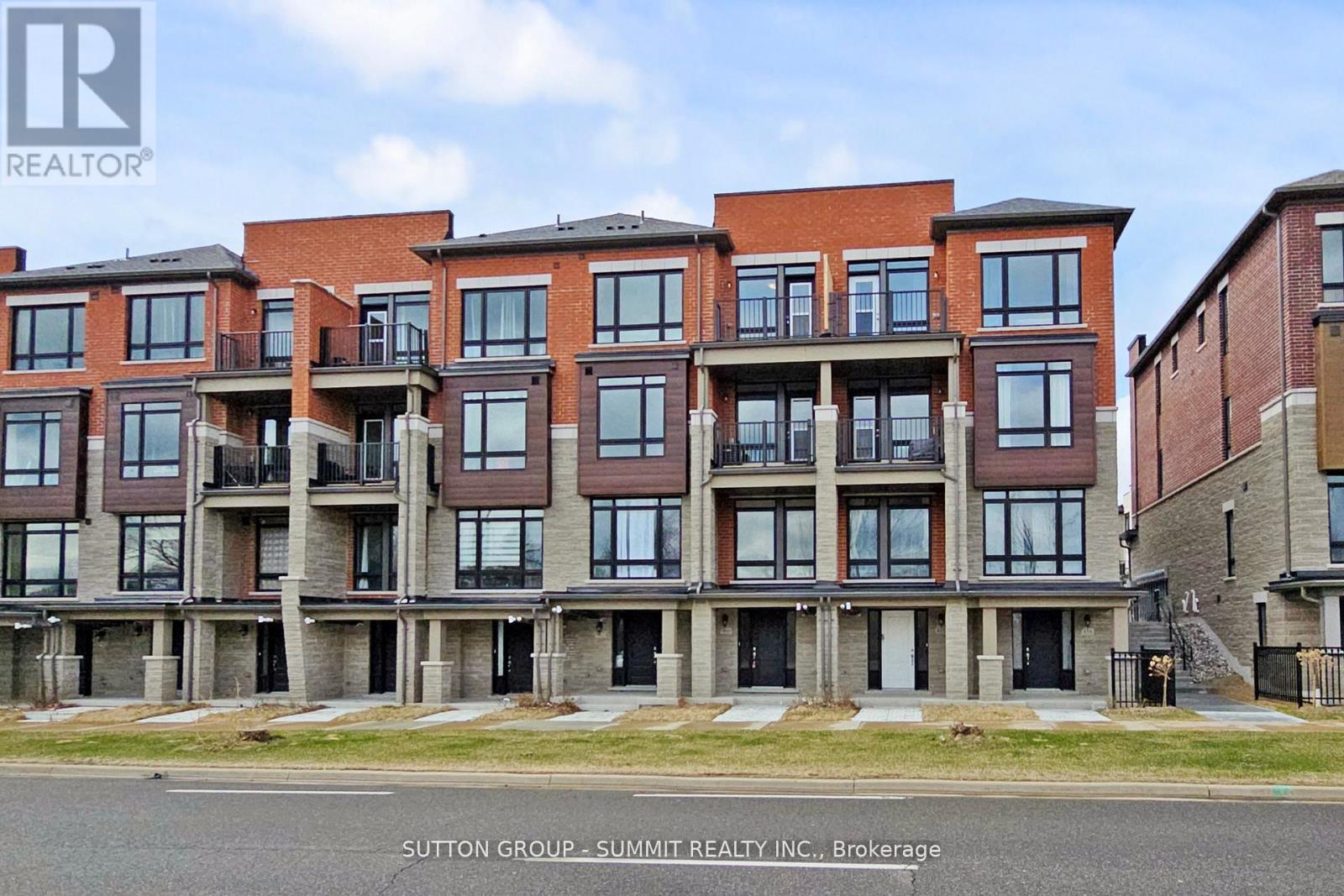 460 Salem Road S, Ajax, Ontario  L1S 0G9 - Photo 3 - E12160302