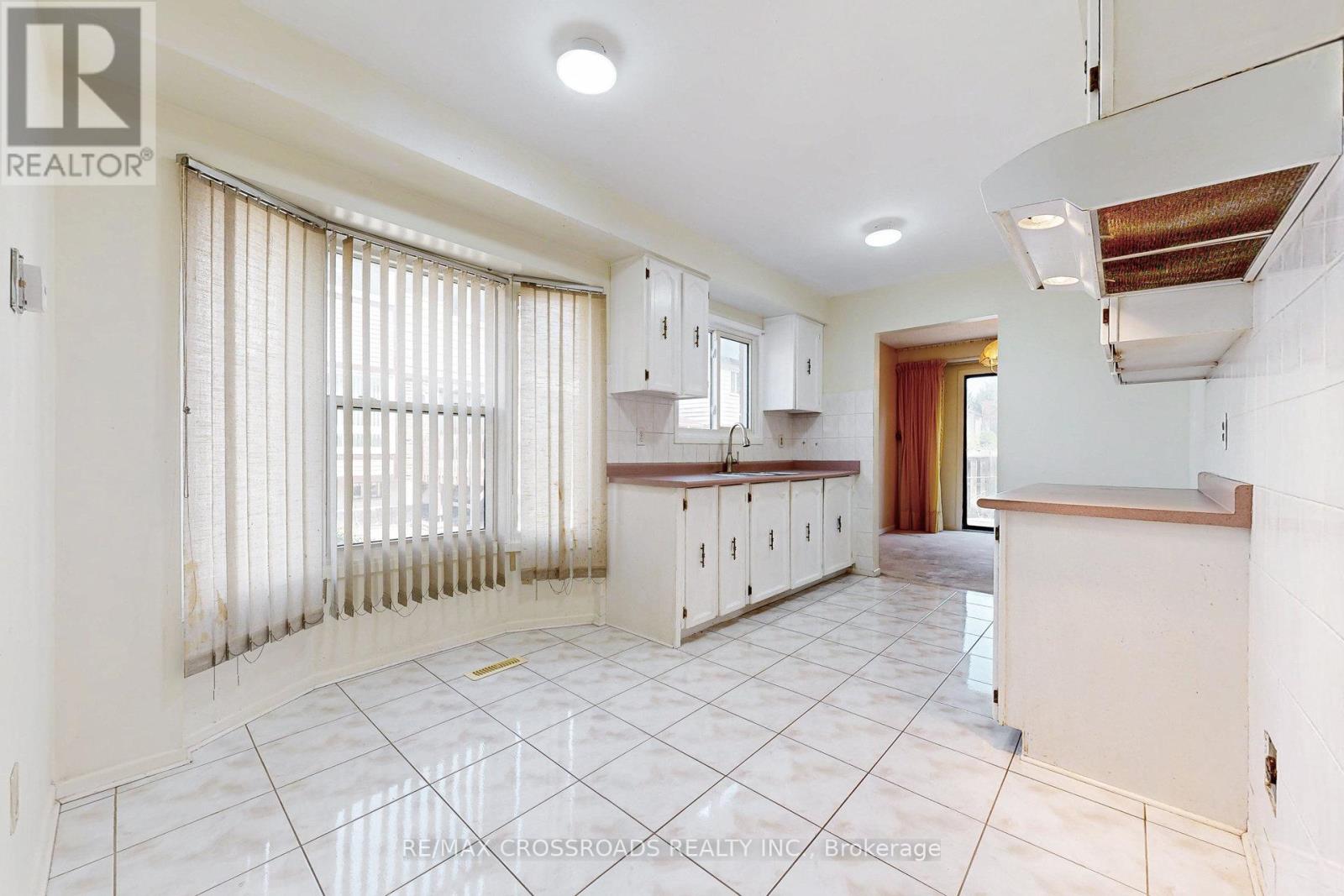 31 Tambrook Drive, Toronto, Ontario  M1W 3L8 - Photo 15 - E12160382
