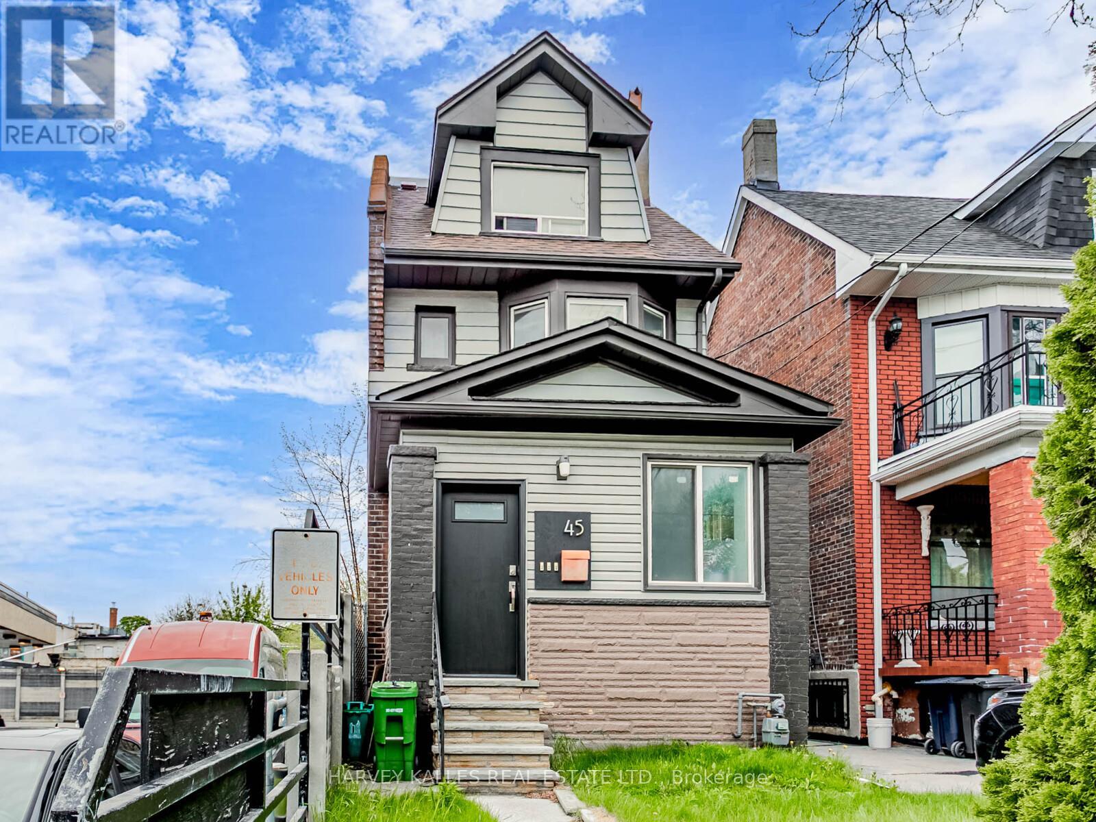 45 STRATHMORE BOULEVARD, Toronto, Ontario
