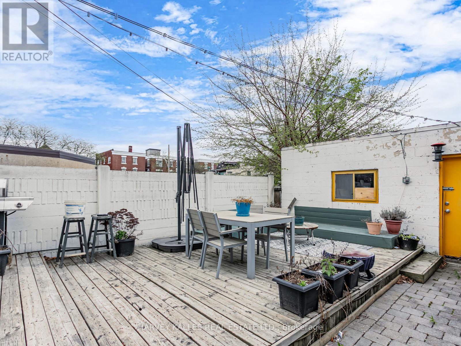 45 Strathmore Boulevard, Toronto, Ontario  M4C 1N5 - Photo 24 - E12160680