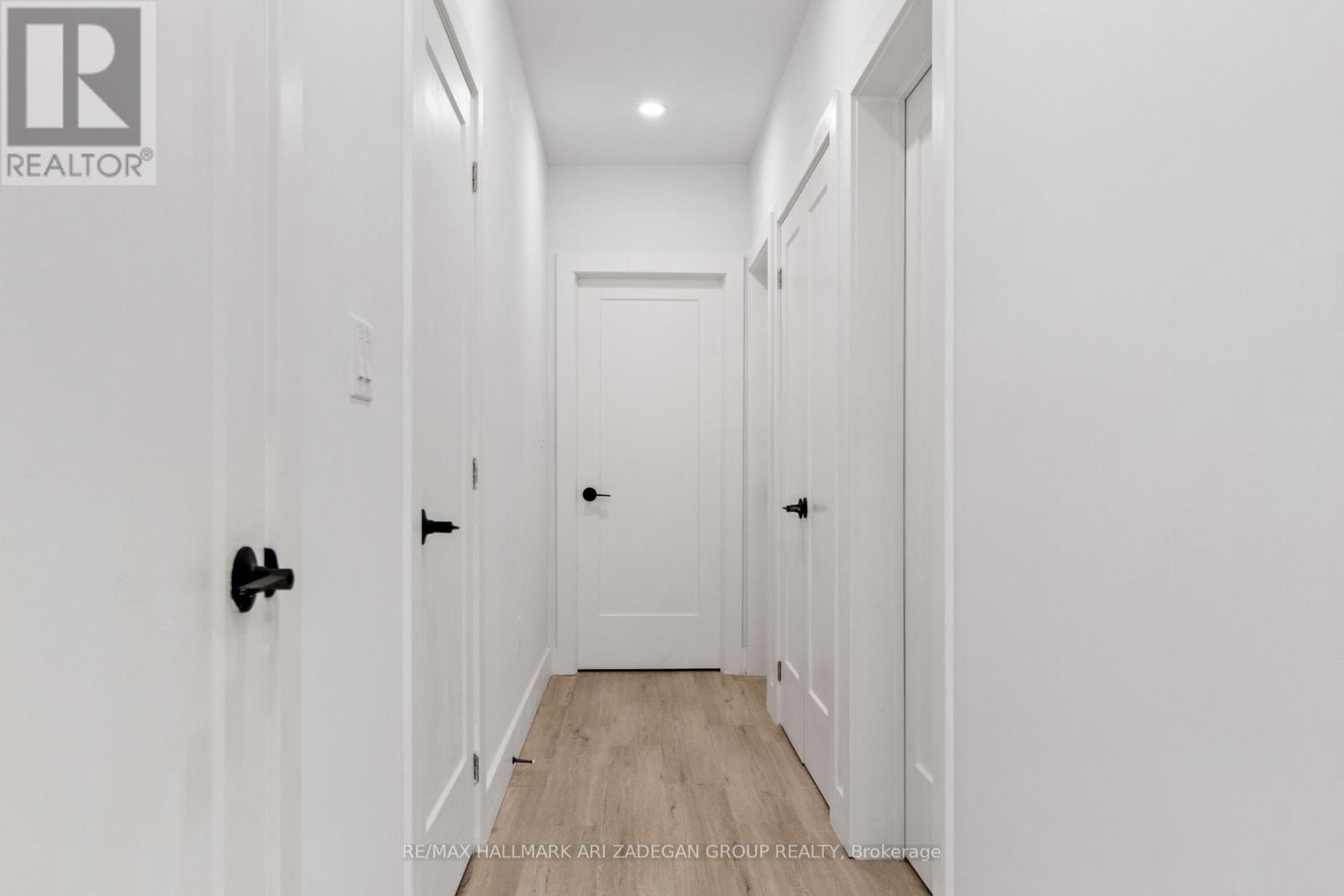 1 - 16 Minto Street, Toronto, Ontario  M4L 1B6 - Photo 19 - E12160771