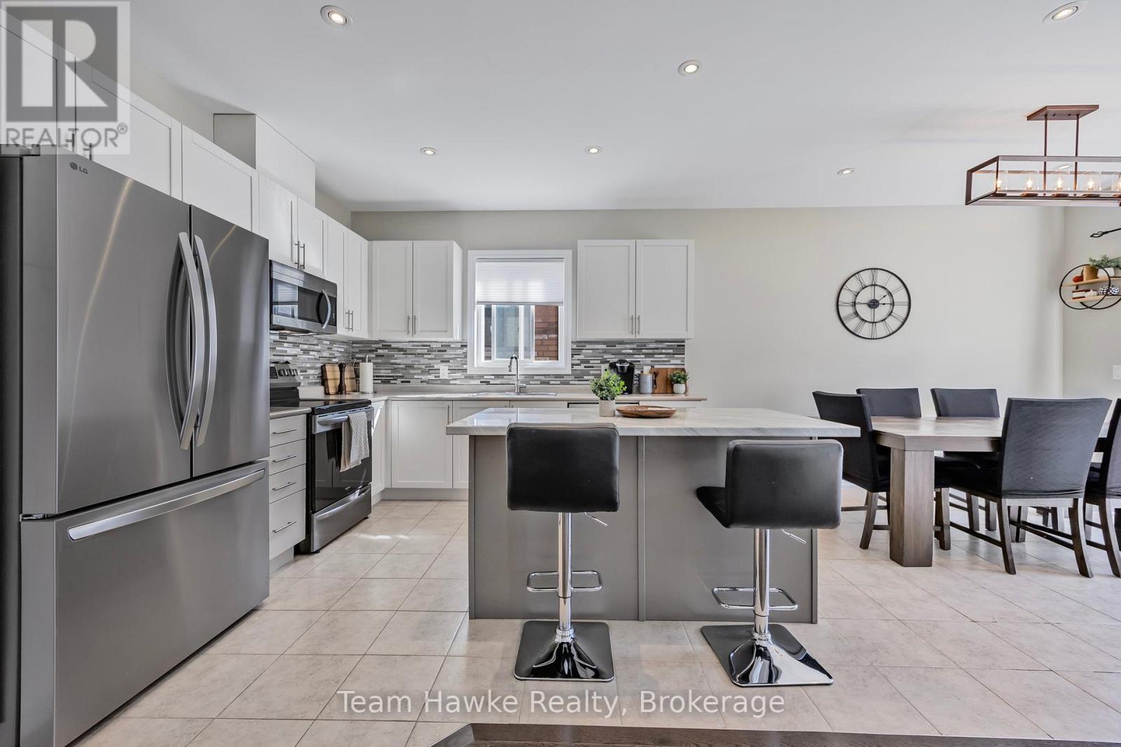 96 Bellisle Road, Penetanguishene, Ontario  L9M 0V6 - Photo 10 - S12159988