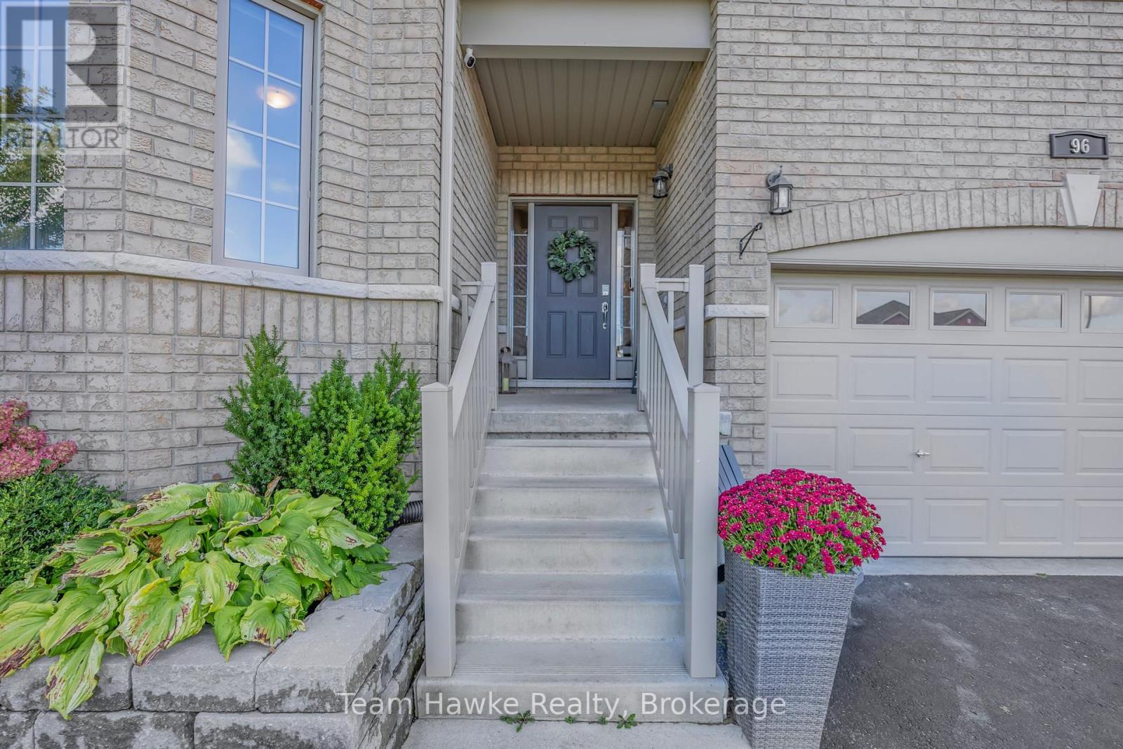 96 Bellisle Road, Penetanguishene, Ontario  L9M 0V6 - Photo 3 - S12159988