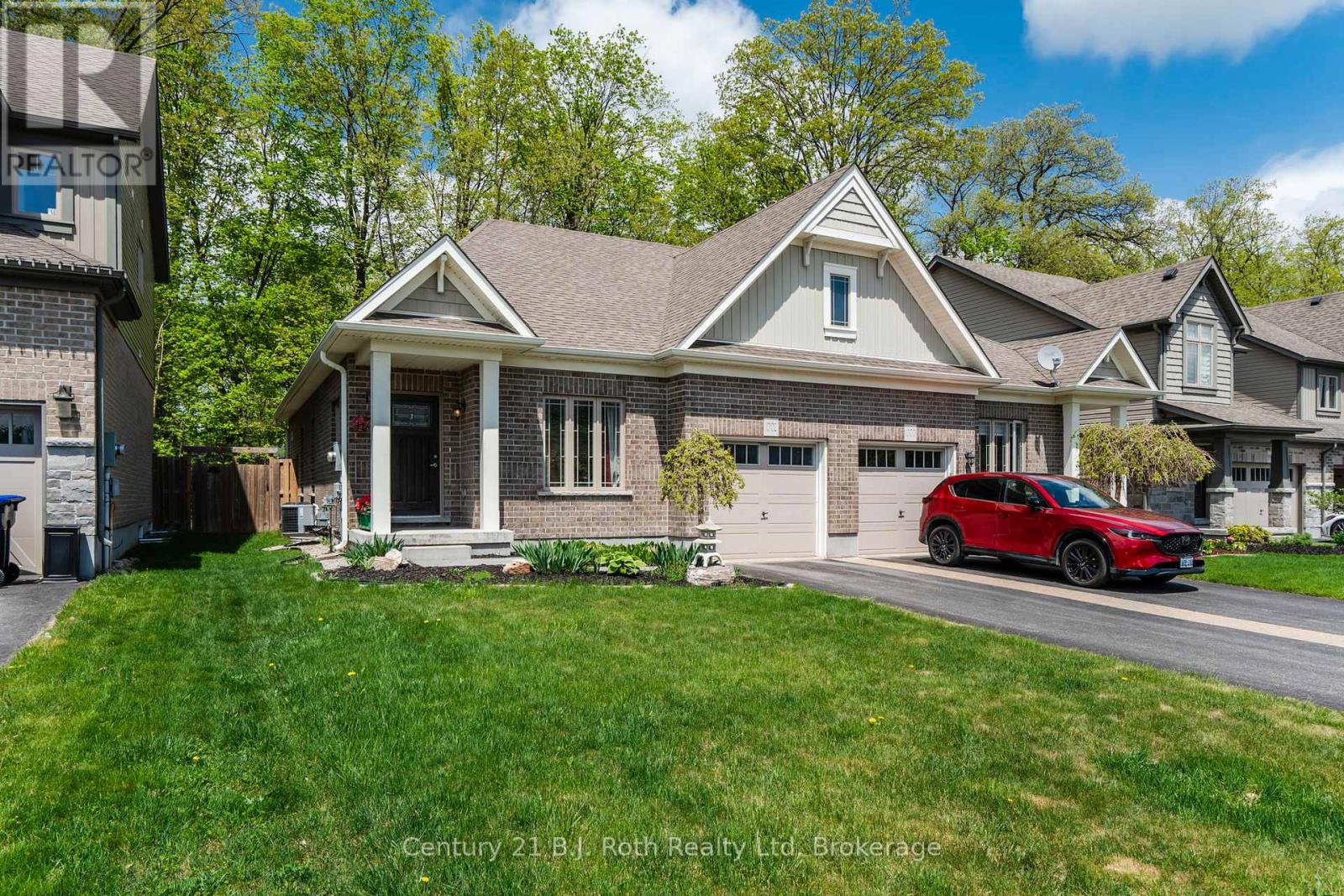 1002 Cook Drive, Midland, Ontario  L4R 0E4 - Photo 2 - S12160389