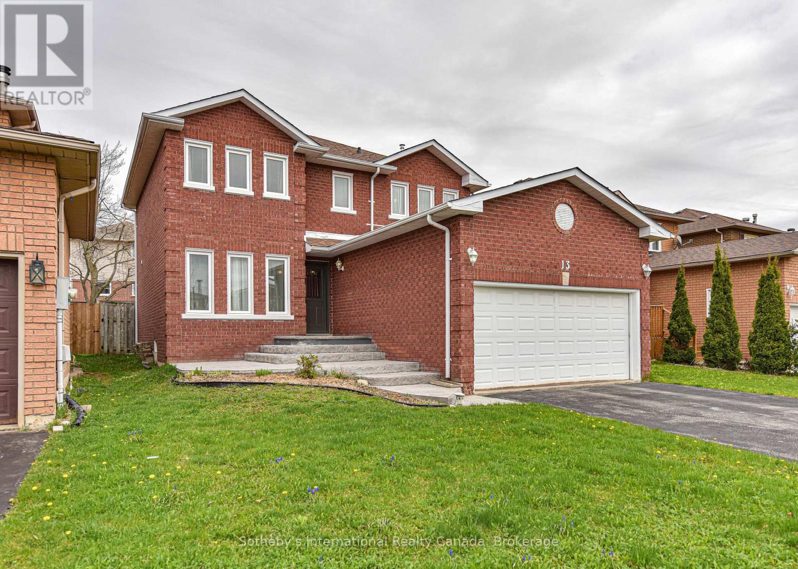 13 BURKE DRIVE, Barrie, Ontario