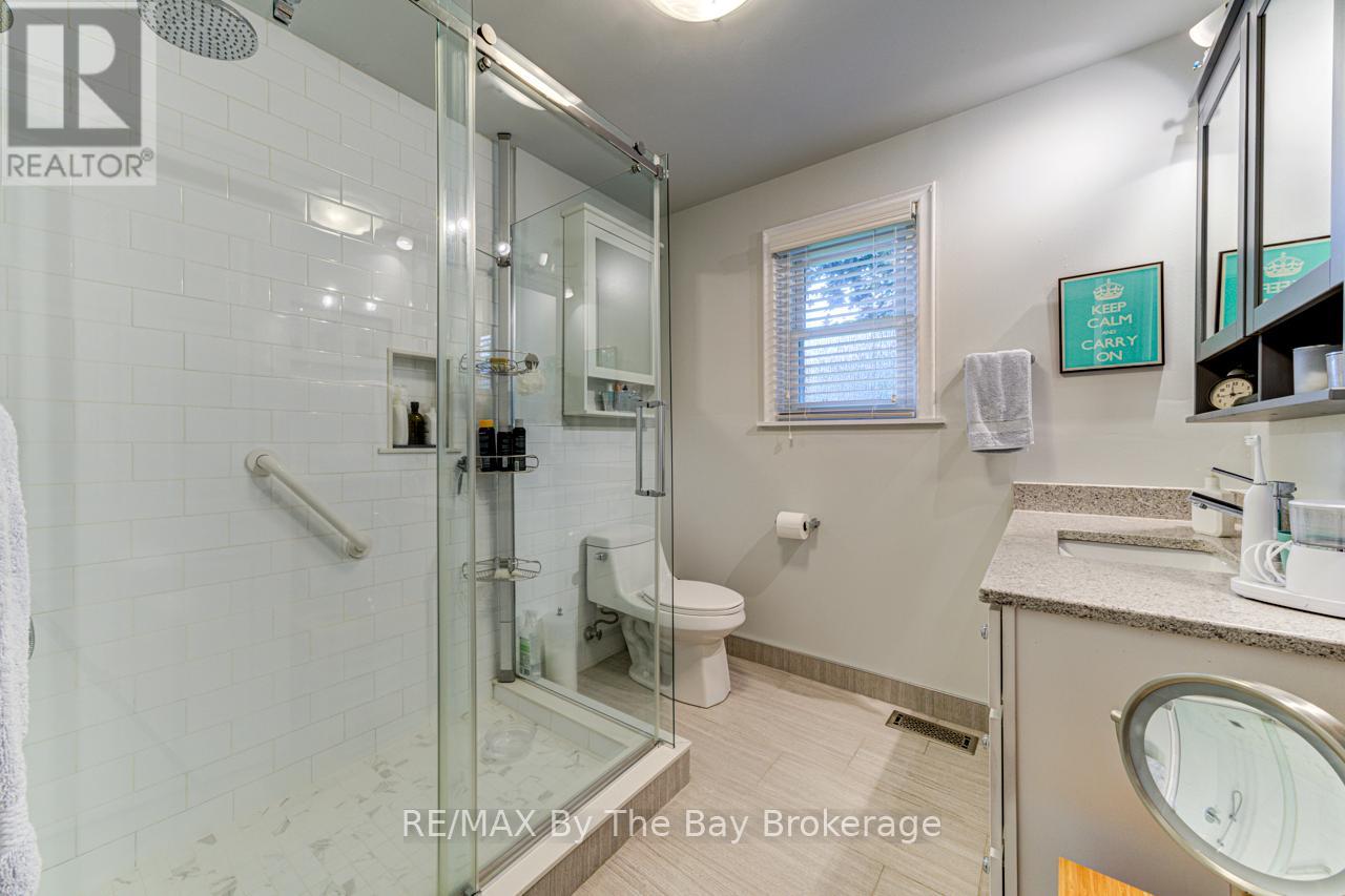 599 Mosley Street, Wasaga Beach, Ontario  L9Z 2J2 - Photo 30 - S12160695