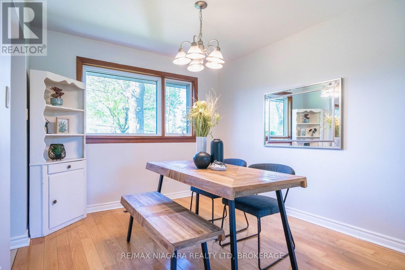 55 North Hills Terrace, Toronto, Ontario  M3C 1M5 - Photo 8 - C12160475