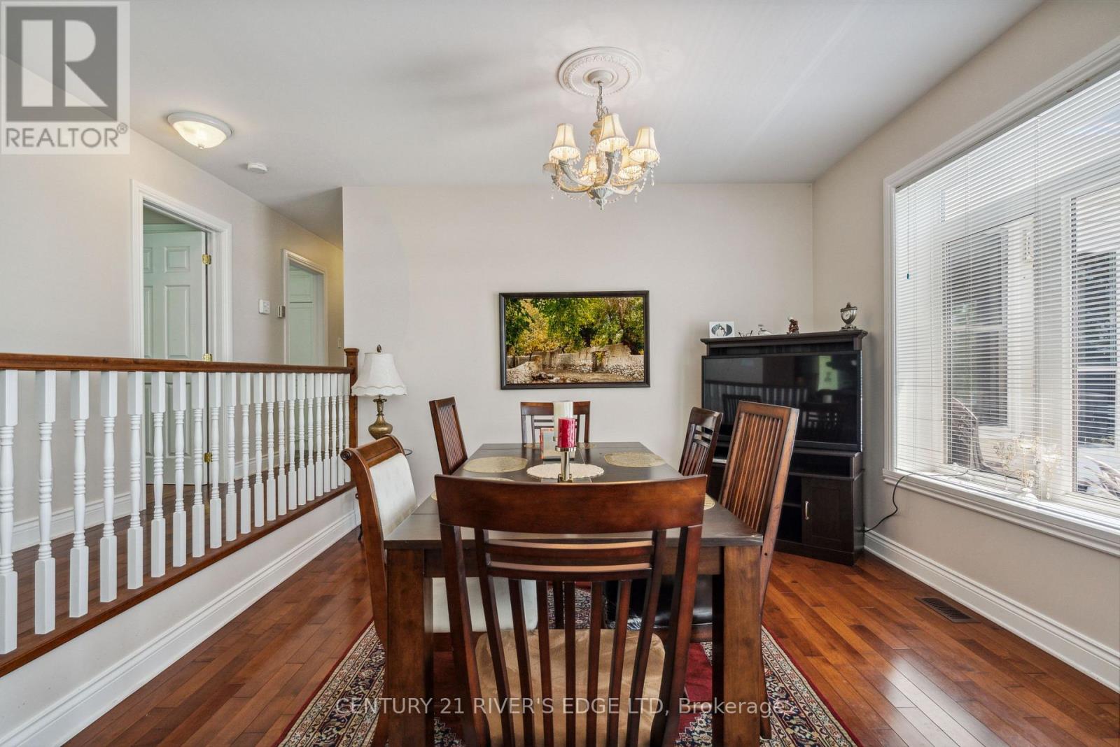 139 Old River Road, Leeds And The Thousand Islands, Ontario  K0E 1R0 - Photo 14 - X12160300