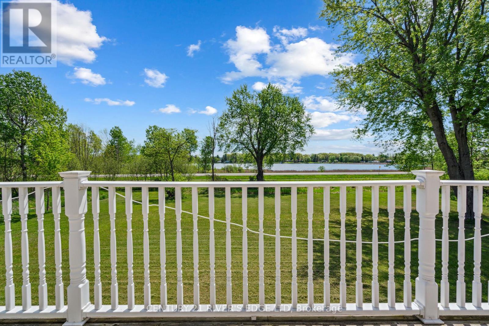 139 Old River Road, Leeds And The Thousand Islands, Ontario  K0E 1R0 - Photo 16 - X12160300