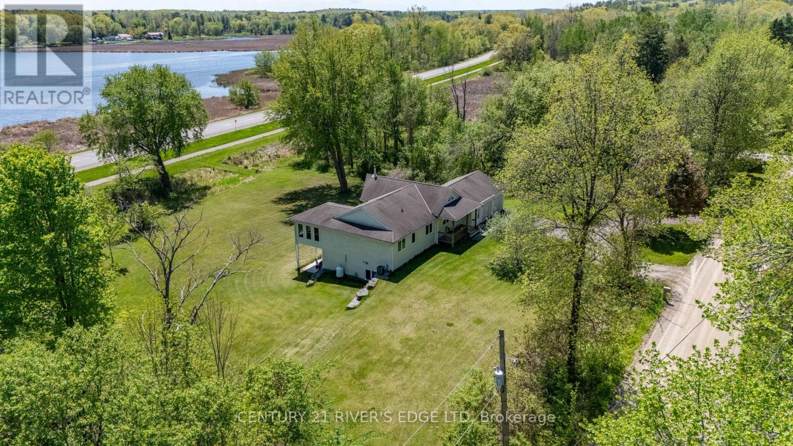 139 Old River Road, Leeds And The Thousand Islands, Ontario  K0E 1R0 - Photo 37 - X12160300