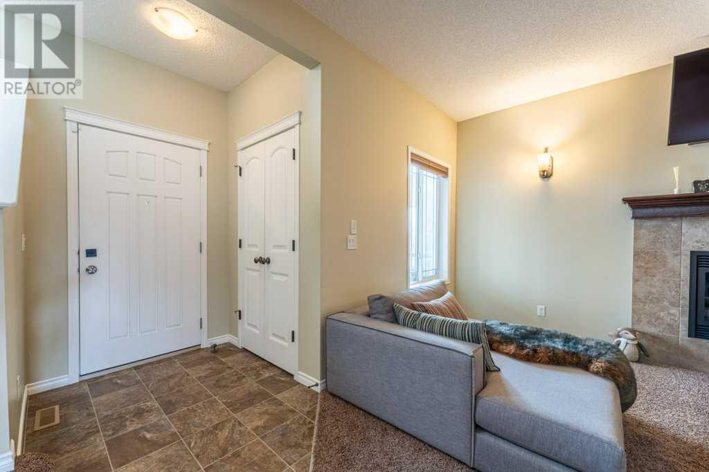 14 Ravenskirk Close Se, Airdrie, Alberta  T4A 0K7 - Photo 4 - A2213048