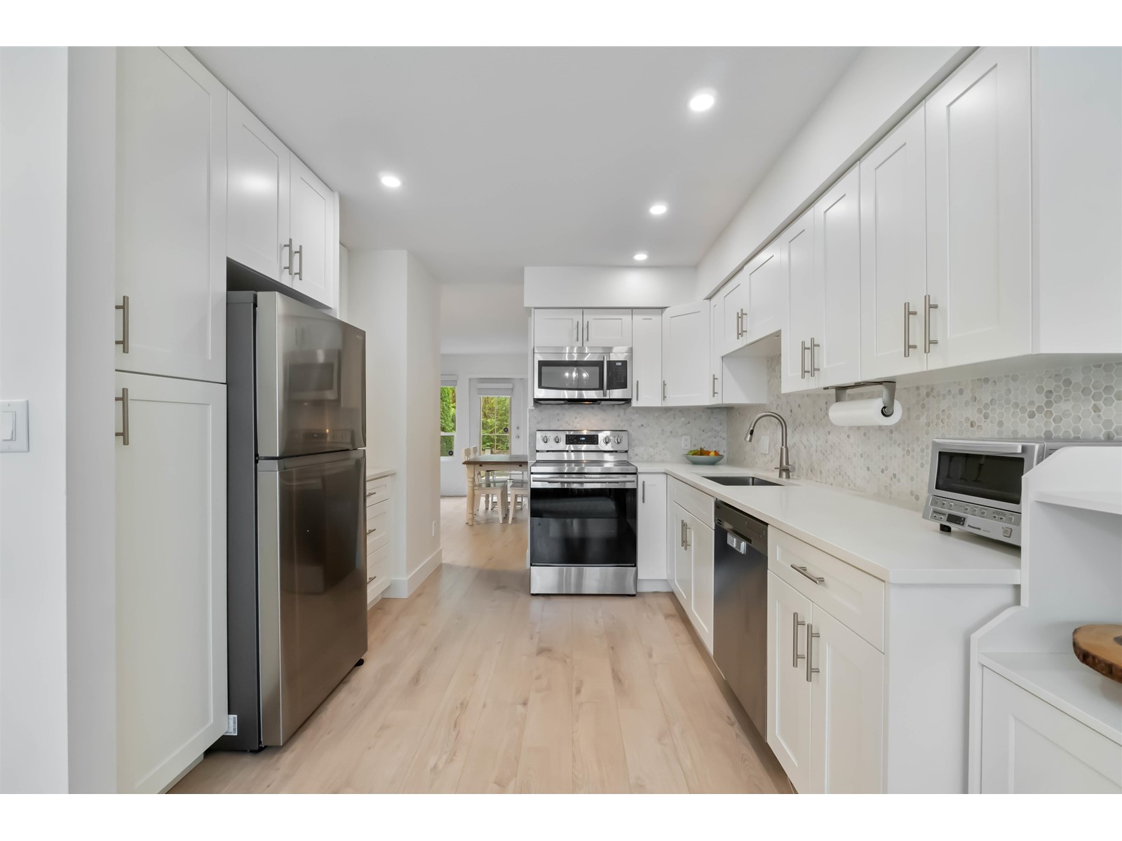 15 15488 101a Avenue, Surrey, British Columbia  V3R 0Z8 - Photo 1 - R3004695