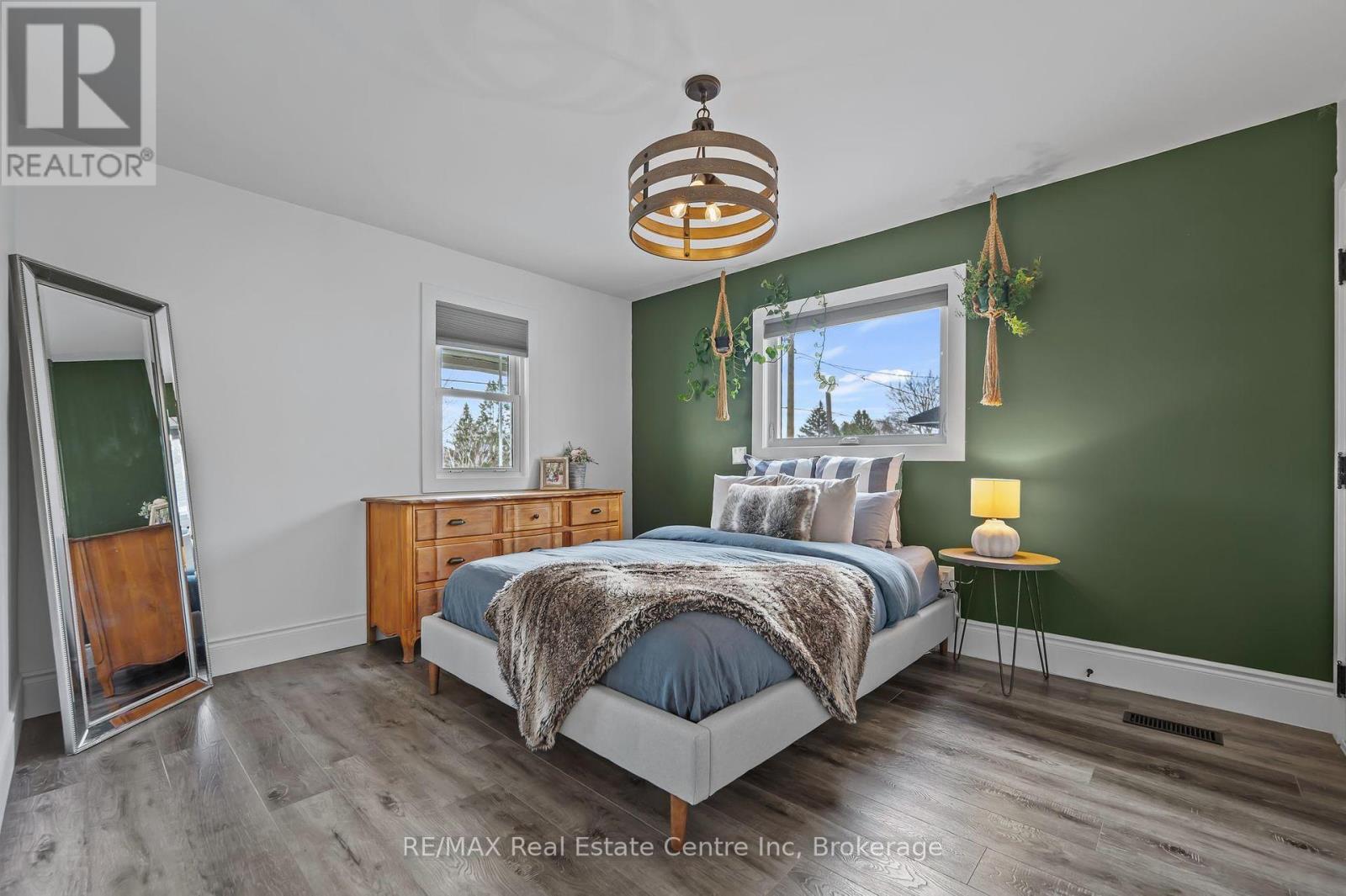 270 Kathleen Street, Guelph, Ontario  N1H 4Y5 - Photo 13 - X12093676