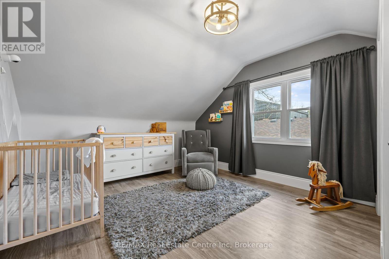 270 Kathleen Street, Guelph, Ontario  N1H 4Y5 - Photo 18 - X12093676