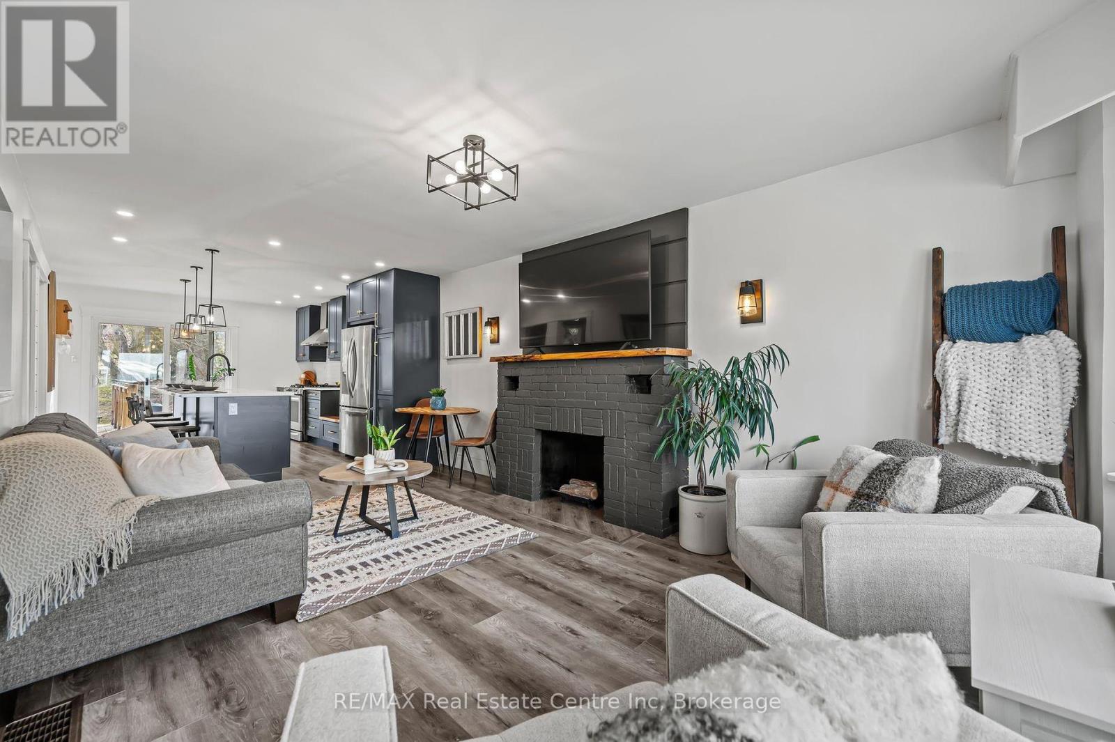 270 Kathleen Street, Guelph, Ontario  N1H 4Y5 - Photo 4 - X12093676