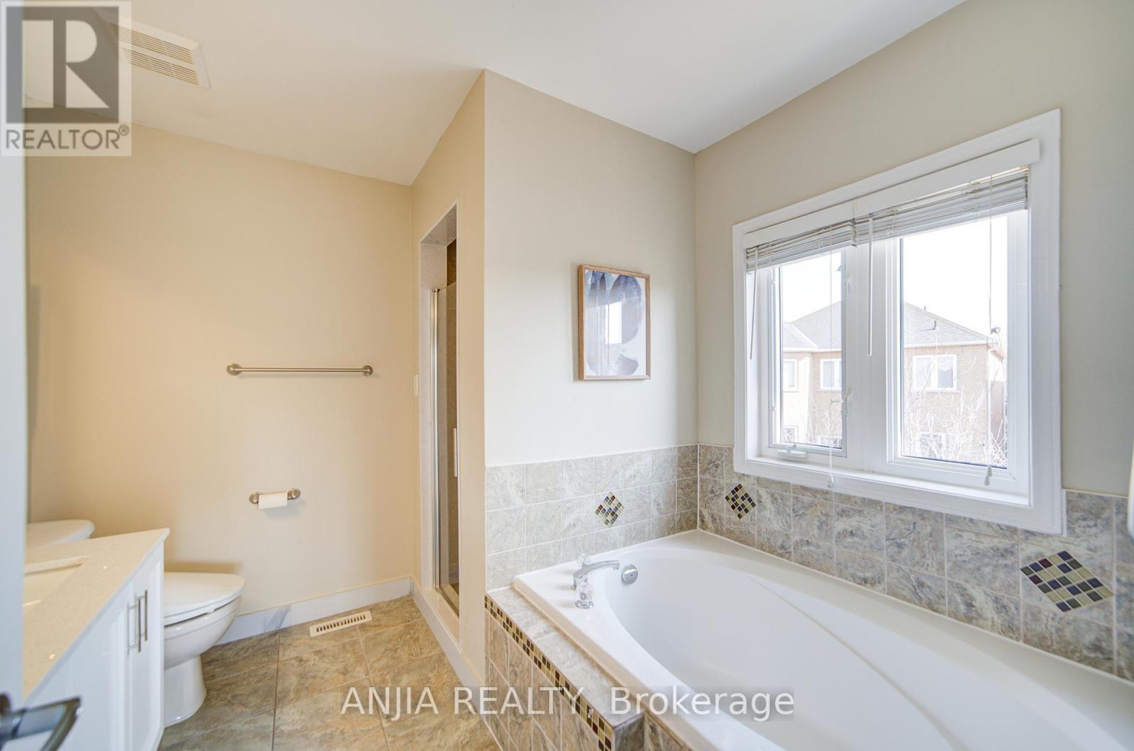 1 Outlook Terrace Drive, Markham, Ontario  L6E 1K1 - Photo 32 - N12159891