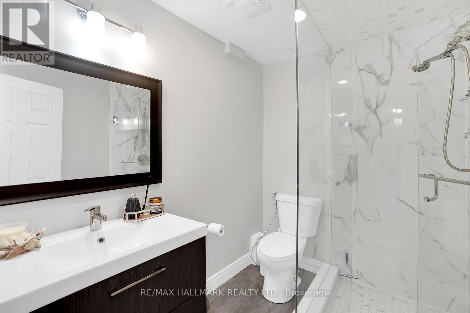 58 Shadow Falls Drive, Richmond Hill, Ontario  L4E 4J9 - Photo 26 - N12160149