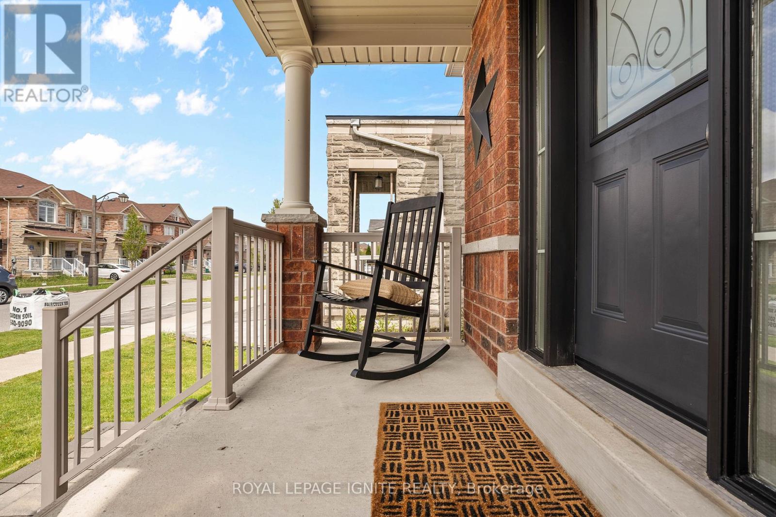 44 Hare Farm Gate, Whitchurch-Stouffville, Ontario  L4A 0Y6 - Photo 4 - N12160227