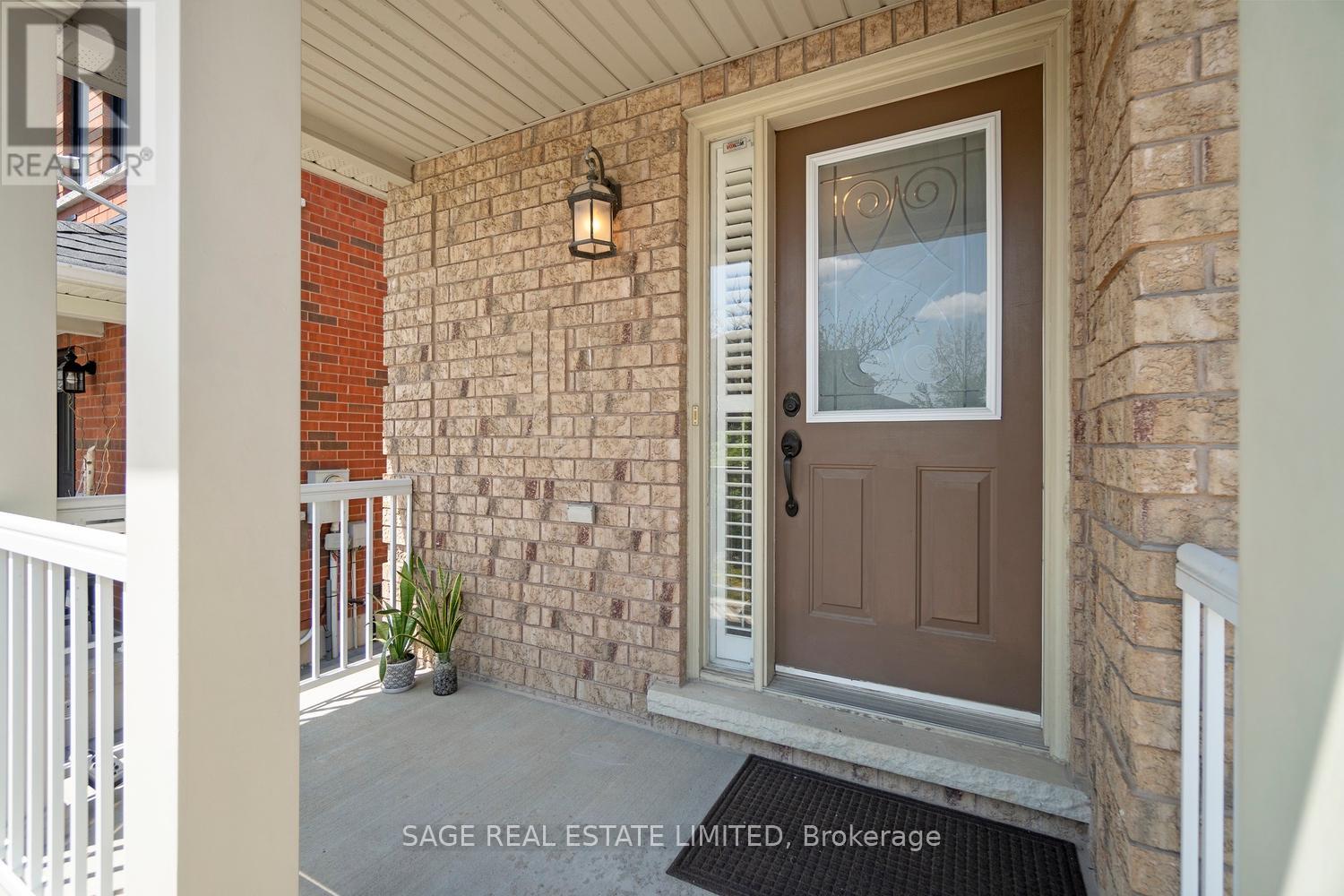 62 Treasure Hill Road, Vaughan, Ontario  L6A 0A7 - Photo 2 - N12160270