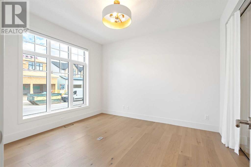 Property at 345 Bessborough Drive SW image 3