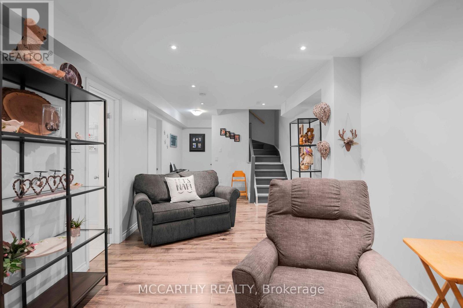 34 Corrie Crescent, Essa, Ontario  L3W 0J9 - Photo 35 - N12160392