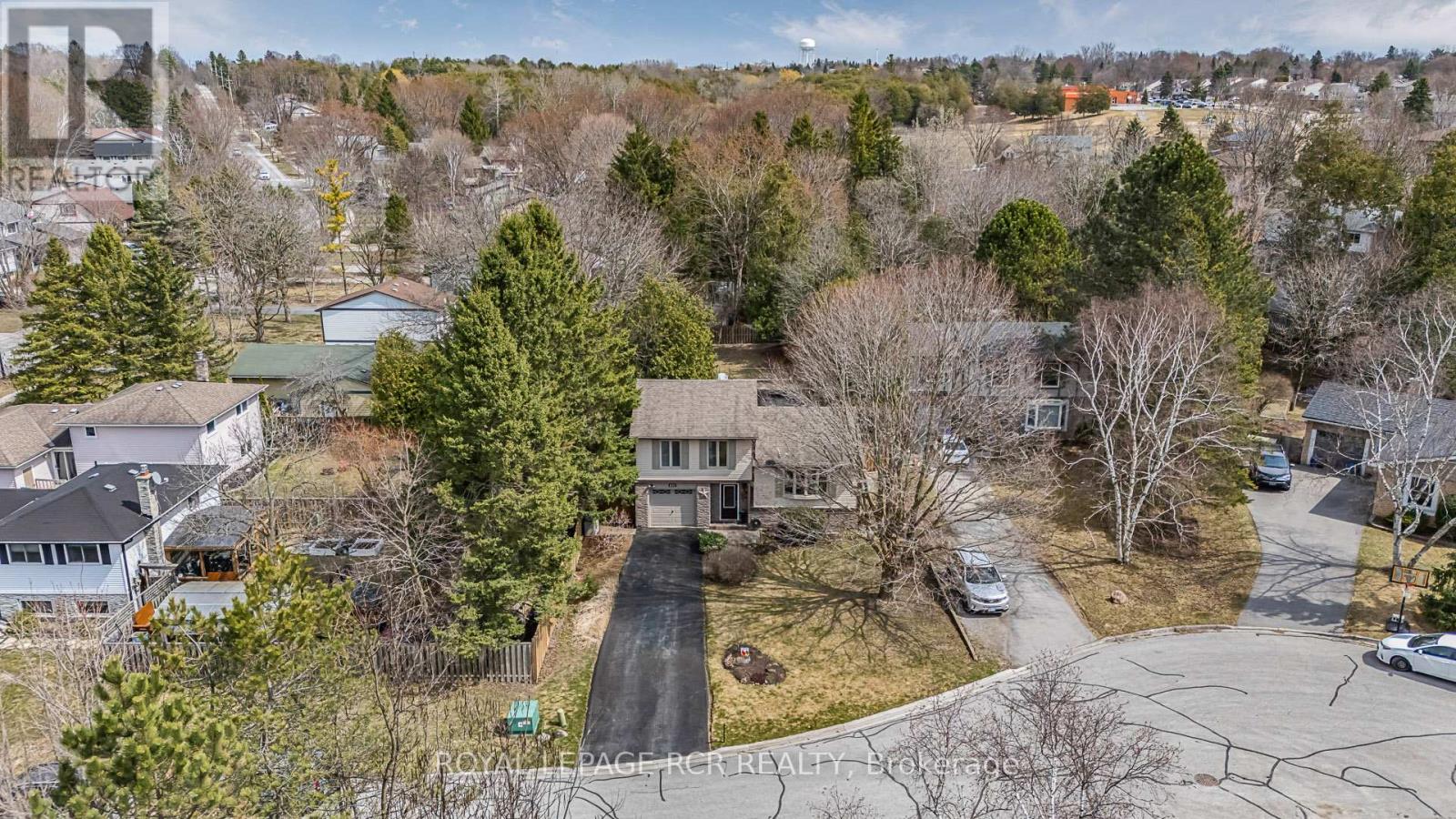 235 Hibiscus Court, Newmarket, Ontario  L3Y 5L1 - Photo 6 - N12160404
